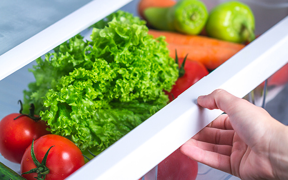 O truque simples para manter as folhas da salada crocantes por muito mais tempo