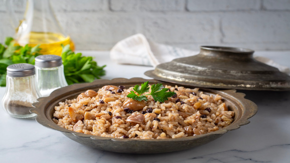 O grão mais versátil da culinária brasileira ganha novas versões inspiradas em chefs e técnicas internacionais. (Foto: Shutterstock)