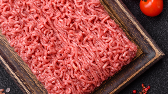 A carne moída fresca fica ótima em qualquer receita. (Créditos: Shutterstock)