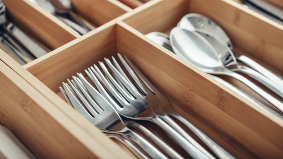 Este faqueiro Tramontina é ideal para deixar a cozinha mais completa com utensílios novos