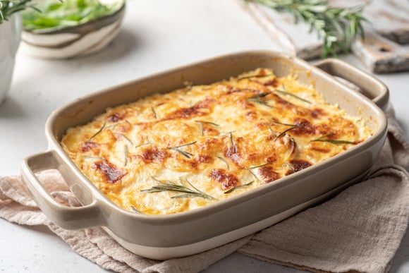4 truques para um gratinado perfeito: textura crocante dá bossa às receitas cremosas, dá fome só de pensar!
