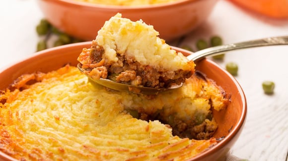 Os chefs concordam: o escondidinho mais saboroso e macio não depende da carne, mas de um detalhe no purê de batatas