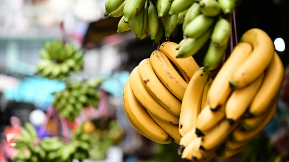 A banana é uma excelente aliada para quem busca mais energia e disposição no dia a dia. (créditos: Shutterstock)