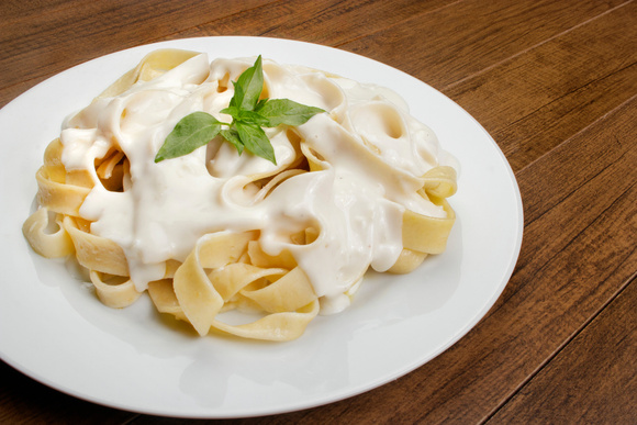 Deixe o molho branco lisinho (não empelota!) seguindo à risca o passo a passo dessa receita