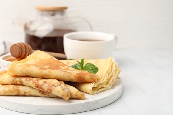 Dica de chef francês: "Para fazer crepes perfeitos, é preciso adicionar água à receita; isso os deixa muito mais fofinhos.”