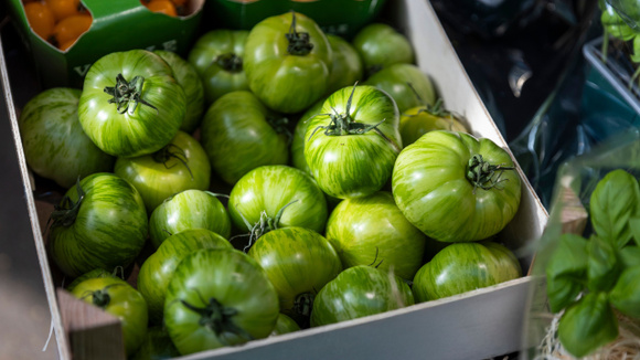 Esse tomate diferente ganhou popularidade ao redor do mundo e pode ser usado no preparo do gaspacho (Créditos: Shutterstock)