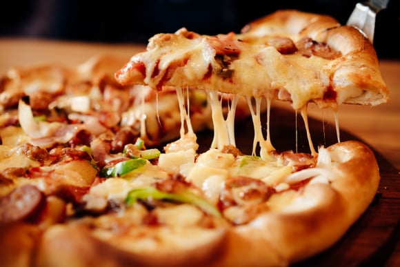 A pizza realmente foi criada na Itália? Origem do prato vai te surpreender