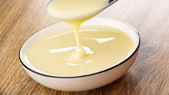 Usar esse creme branco é o que você precisa para ter uma Páscoa deliciosa (Créditos: Shutterstock)