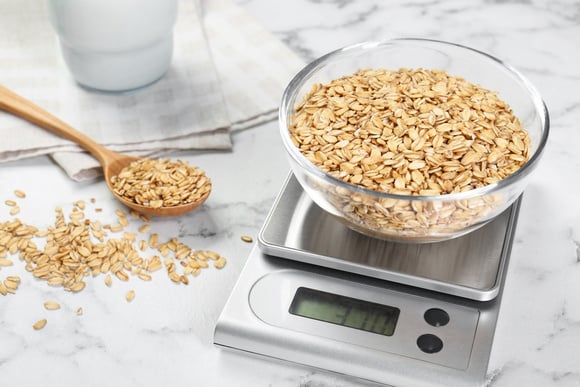 Se você é fitness, precisa ter essa balança digital na sua cozinha - com quase 30% OFF