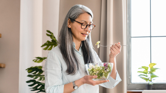 As 4 mudanças mais fáceis de fazer na dieta para ter uma vida mais longa, segundo especialista de Harvard