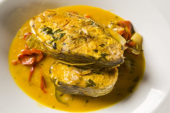 A moqueca de cação é uma das melhores opções! (Créditos: Shutterstock)