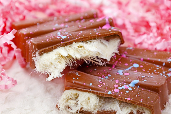 Adeus chocolate de Dubai: a nova tendência é o chocolate peludo, com um recheio cheio de textura para engajar vídeos e fotos