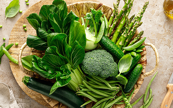 Nem couve, nem espinafre: vegetal verde tem vitamina C, fibras, ferro e antioxidantes