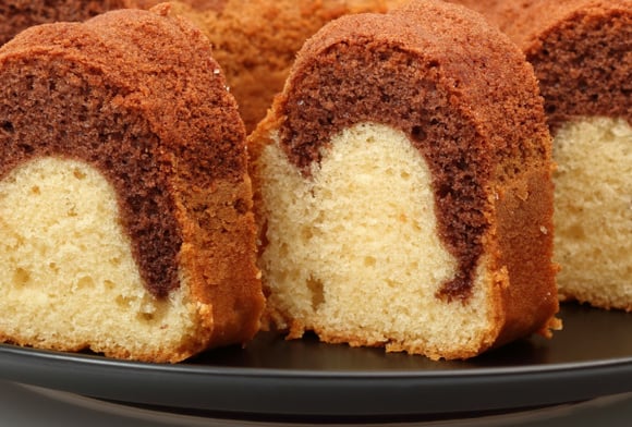 Bolo de preguiçoso (mas delicioso!): essa é a receita de bolo mais simples e fácil do mundo