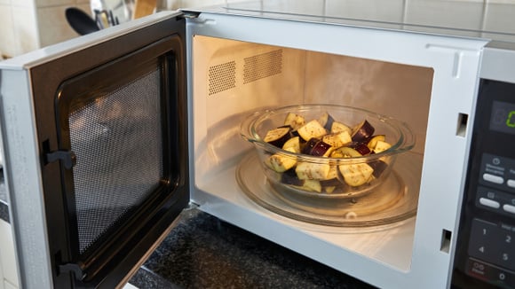 Em poucos passos você tem uma receita deliciosa que todo mundo vai amar (Créditos: Imagem gerada por IA)