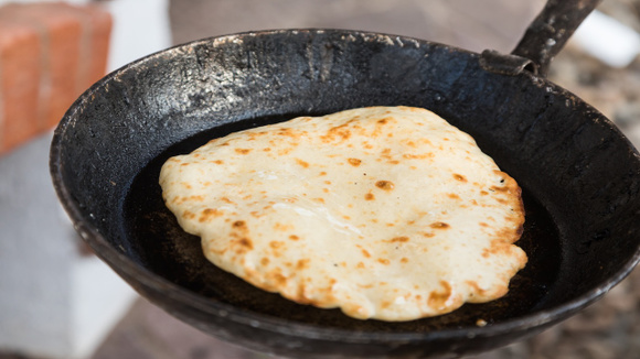 Receita saudável de pão árabe: como preparar a versão de café da manhã rica em proteínas