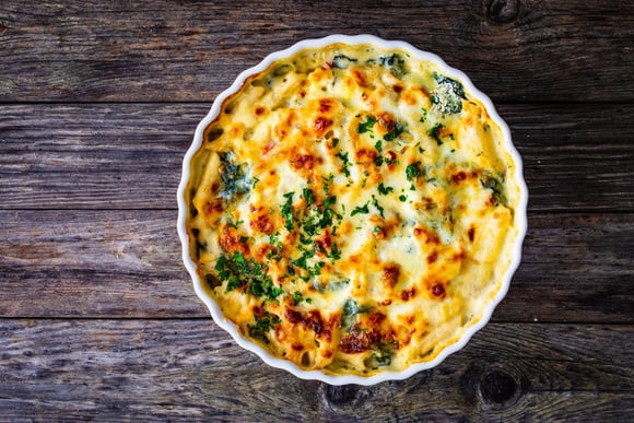 Caçarola de espinafre com mussarela é puro prazer de comer, sua família vai amar tanto que não vai restar nem farelo!