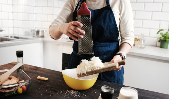 Achei que sabia usar o ralador, mas essa dica do TudoGostoso mudou completamente minha forma de cozinhar