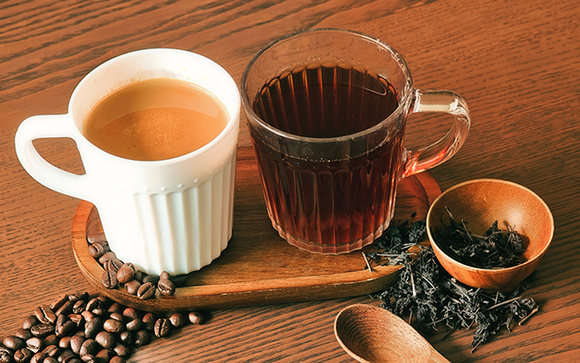 Uma pesquisa de Harvard revelou: chá ou café, qual é melhor para o coração e o cérebro?
