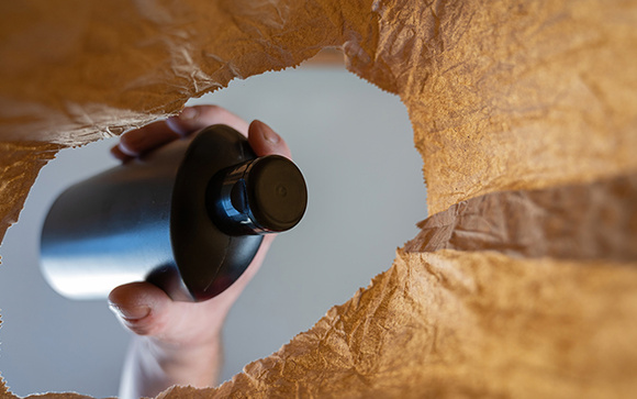 Nunca mais joguei fora os frascos de shampoo depois que aprendi essas dicas de como reutilizá-los