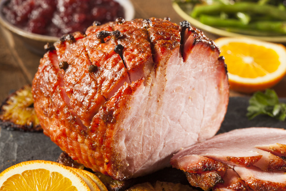 Nunca fez tender no Natal? Veja tudo que você precisa saber para cozinhar o presunto bolinha como um chef