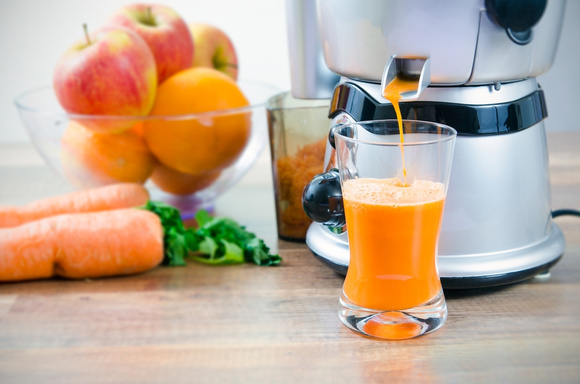 Suco fresquinho e preço baixo: espremedor Arno com mais de 50% de desconto no Mercado Livre