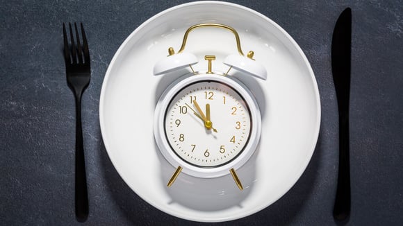 Não é sobre apenas o que você come, mas a hora do dia em que você come: aprenda estratégia