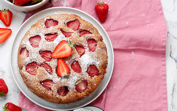 Torta do amor: receita da sobremesa fácil com doce de leite e morangos, perfeita para o final de semana
