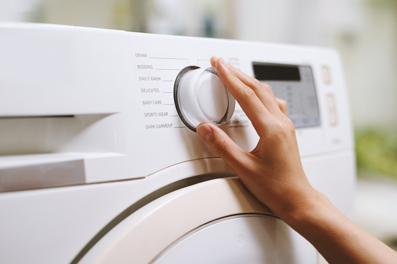 Uso a máquina de lavar há anos e não sabia que deveria usar essa função que o técnico me mostrou quando veio à minha casa
