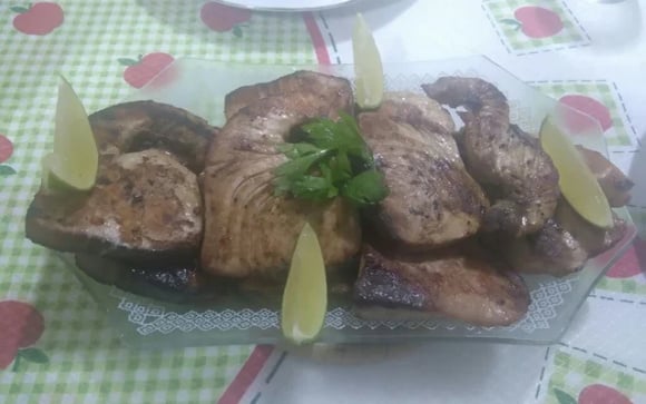 Troque o atum enlatado pelo atum fresco grelhado e veja como esse peixe fica ainda mais saboroso (Créditos: TudoGostoso/Alison Leandro da Silva)