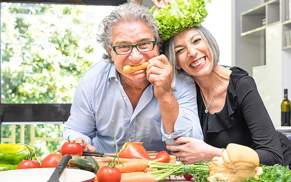 Teoria de Harvard: 5 regras alimentares simples para rejuvenescer até 30 anos pra você colocar em prática em 2025