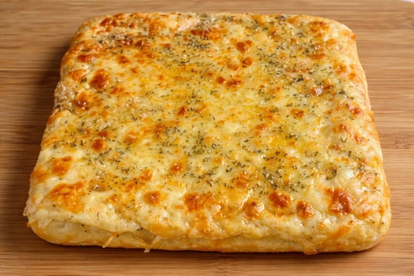 Essa pizza low carb e sem glúten é tão gostosa que você nem vai sentir falta da massa tradicional