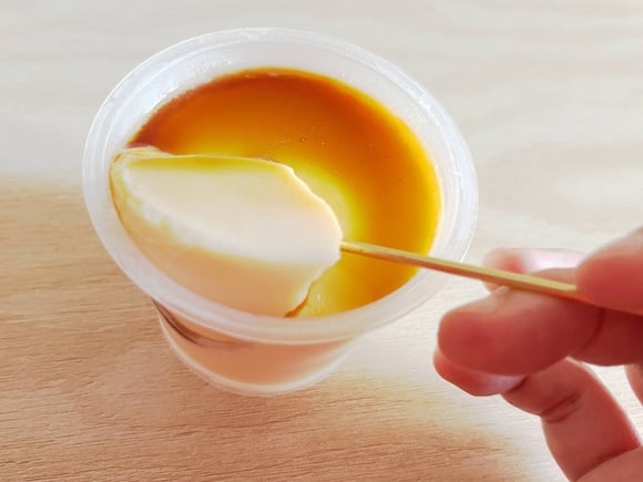 Depois que eu aprendi como fazer esse pudim de dois sabores, nunca mais quis fazer de outro jeito: aprenda no TudoGostoso!