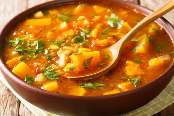 Sopa é janta sim! Essa receita deliciosa e nutritiva espanta o frio e ainda fortalece a imunidade