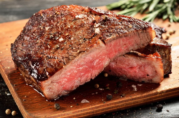 5 dicas para fazer o bife perfeito e passar longe da textura borrachuda!