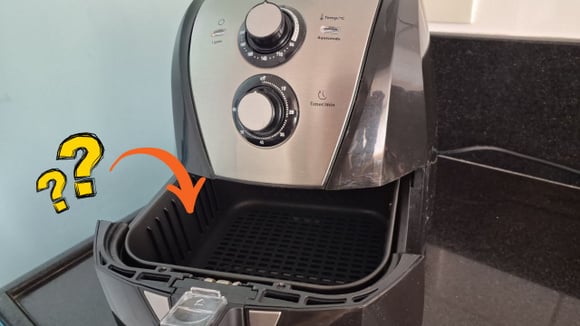 Há dois anos, comprei minha primeira airfryer. Gostaria que alguém tivesse me dito que eu também precisava desses acessórios