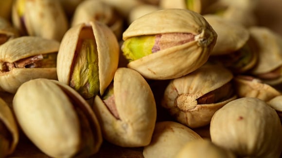 Você costuma comer pistache e castanha de caju? É melhor saber o que foi revelado sobre eles