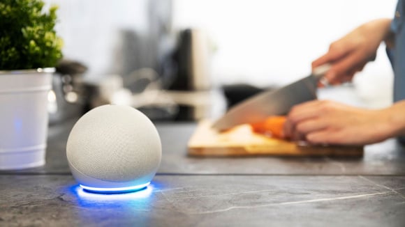 Echo Dot com Alexa com R$ 140 OFF? Oferta do Prime Day deixa a sua cozinha mais inteligente