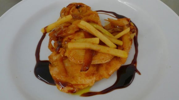 O filé de frango com maçã é perfeito para qualquer ocasião! (Créditos: TudoGostoso)