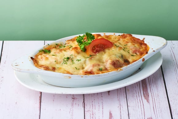 Essa receita com peito de frango e muuuuito cremosa é perfeita para quem está procurando um jantar diferente, prático e saboroso