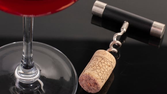 Poucas pessoas sabem: o tesouro escondido nas rolhas de vinho vai te surpreender