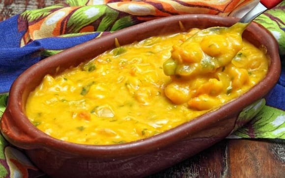 O bobó de camarão é uma receita bem suculenta com o fruto do mar (Créditos: TudoGostoso)