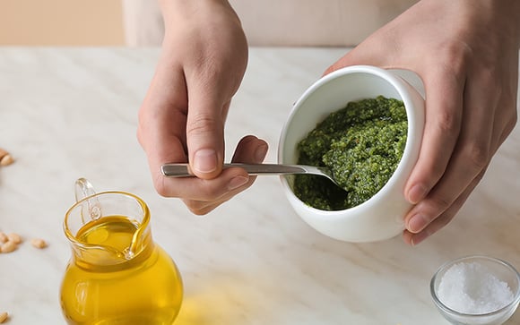 Molho pesto da bisavó é aquela receita de família que abraça o paladar com um sabor inesquecível