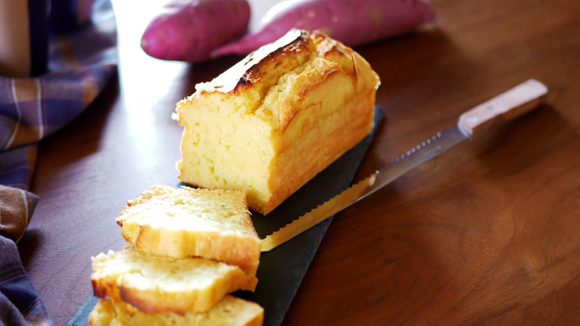 Nada de farinha: esse pão fofinho de batata-doce tá salvando os meus lanches da tarde, estou viciada