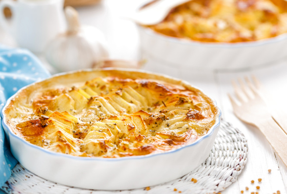 Gratinado de frango com batata: receita de travessa simples e fácil de fazer agrada a todos os paladares
