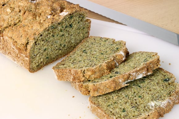 Como faço brócolis virar um pão low carb, sem glúten e cheio de proteínas para o jantar