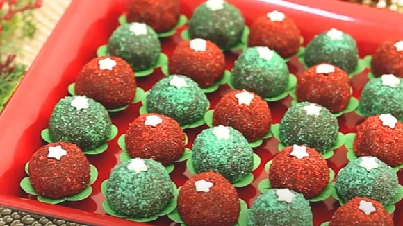 Esse brigatone delicioso não pode faltar na sua mesa de Natal: perfeito para decorar ou para ganhar uma renda extra