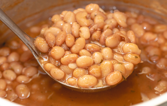 Mal estar depois de comer feijão pode ser culpa do modo de preparo, será que você está fazendo certo?!