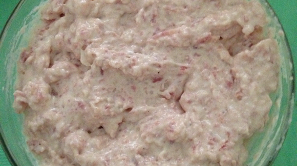Apimentado e cheio de sabor, essa receita de patê é ótima para petiscos (Créditos: TudoGostoso/Caroline Fernandes)