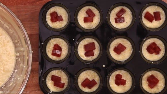 Preparo da queijadinha é muito fácil e não exige nenhuma técnica (Créditos: TudoGostoso)